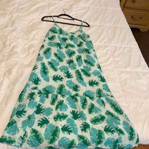 Women’s tropical size small flowy midi dress